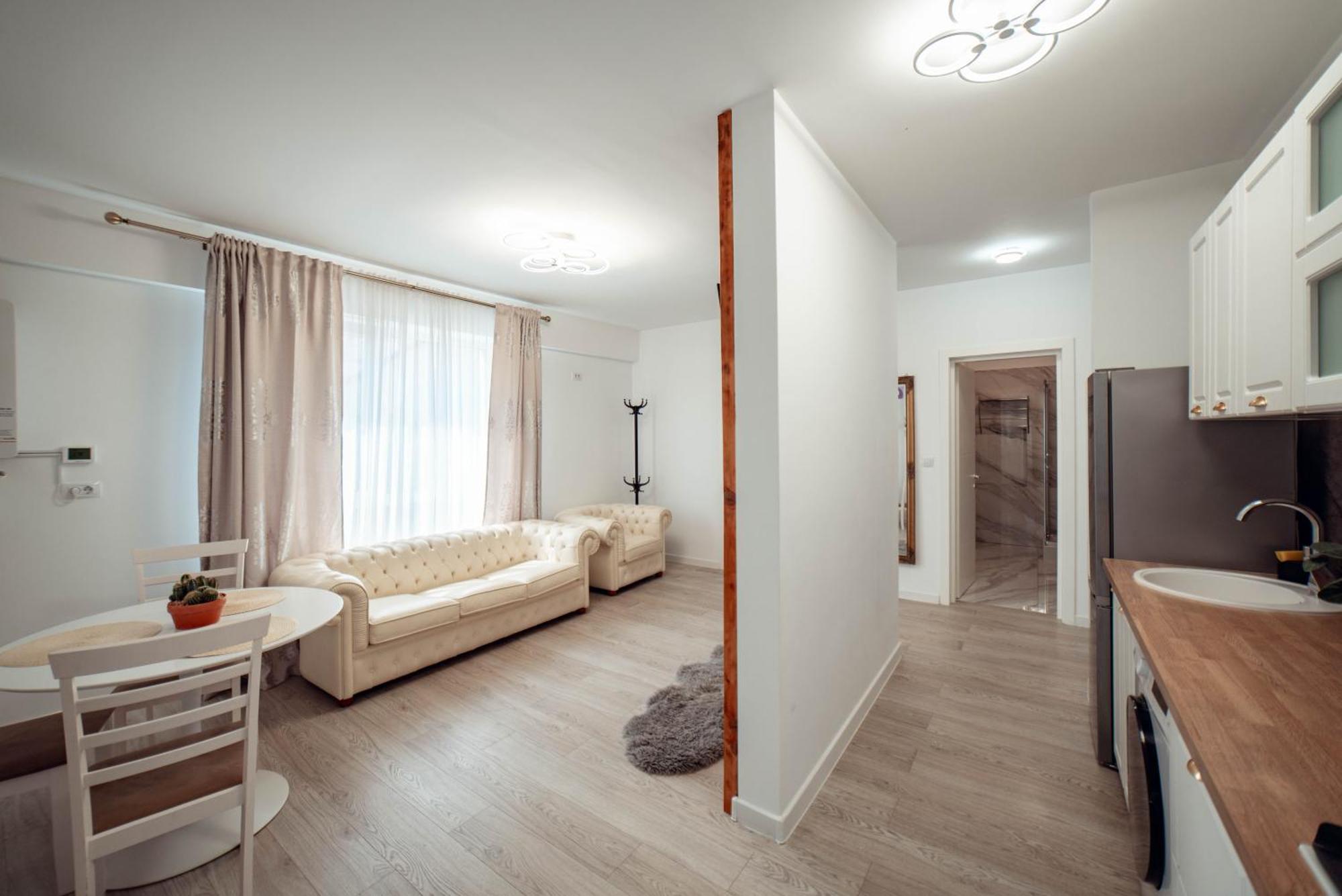 Palace Of Culture & Palas Mall Collection Suites & Studios Iasi Eksteriør billede